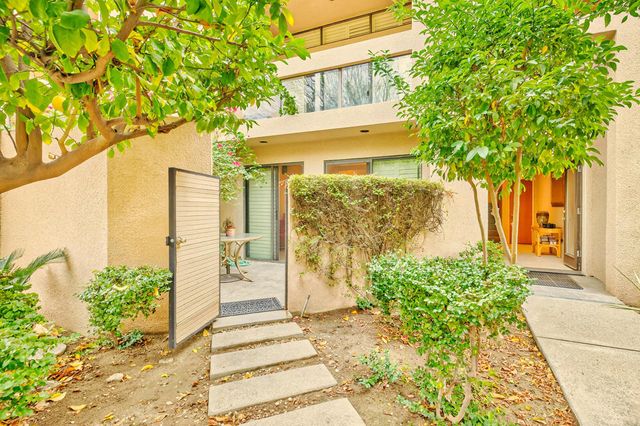 415 Village Square W, Palm Springs, CA 92262