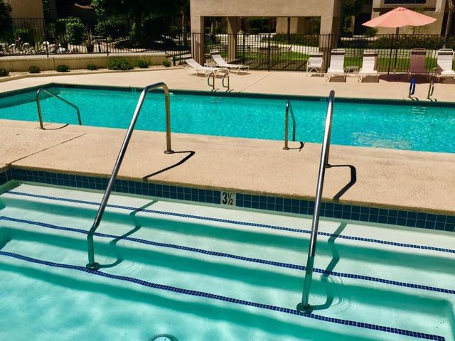 415 Village Square W, Palm Springs, CA 92262