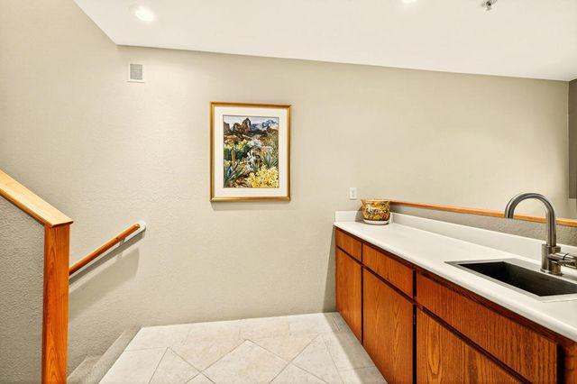 415 Village Square W, Palm Springs, CA 92262