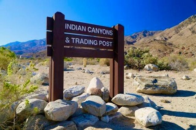 415 Village Square W, Palm Springs, CA 92262