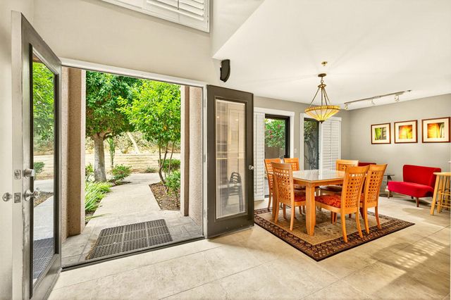 415 Village Square W, Palm Springs, CA 92262