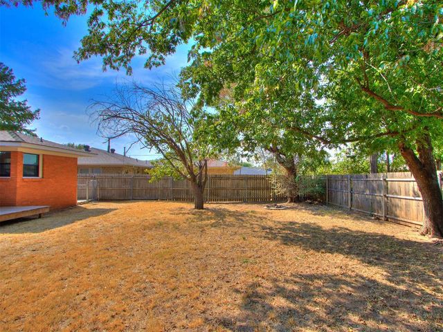 2231 W Britton Road, The Village, OK 73120