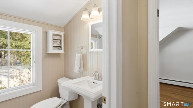 5 Shady Lane, Simsbury, CT 06092