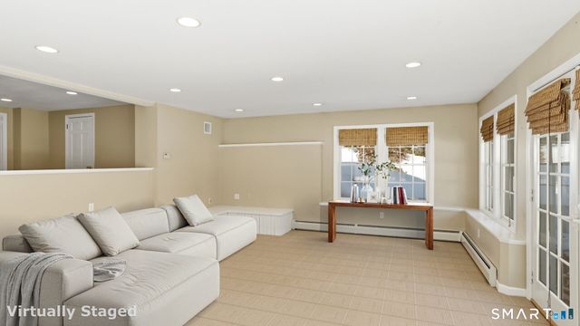 5 Shady Lane, Simsbury, CT 06092