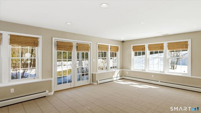 5 Shady Lane, Simsbury, CT 06092