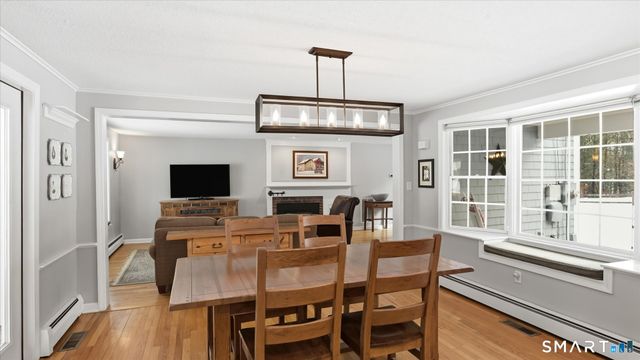 5 Shady Lane, Simsbury, CT 06092