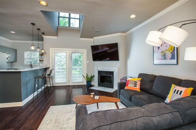 4111 Cole Avenue 40, Dallas, TX 75204