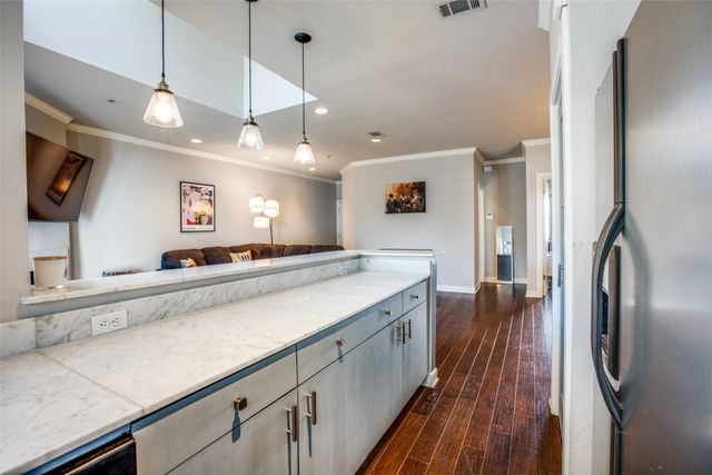 4111 Cole Avenue 40, Dallas, TX 75204