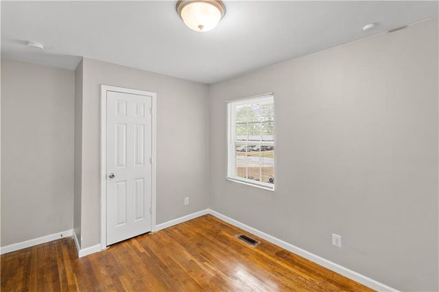 2161 Rochelle Way SW, Atlanta, GA 30349