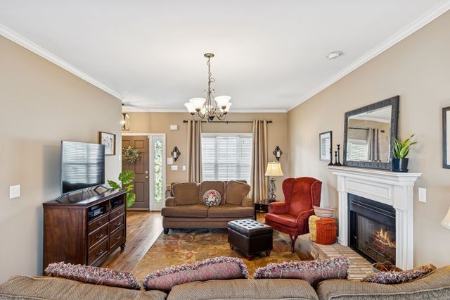 2710 Lydia Ct, Thompsons Station, TN 37179