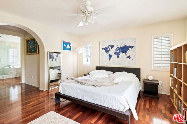 27062 Clarence Court, Valencia, CA 91355