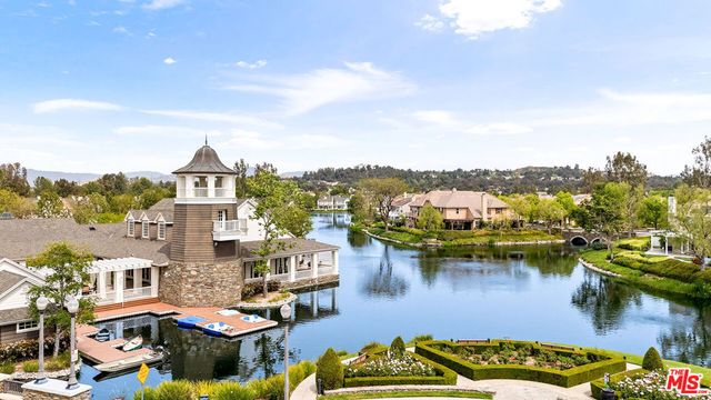27062 Clarence Court, Valencia, CA 91355
