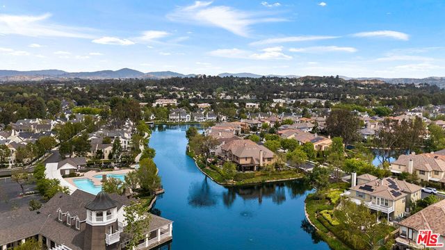 27062 Clarence Court, Valencia, CA 91355