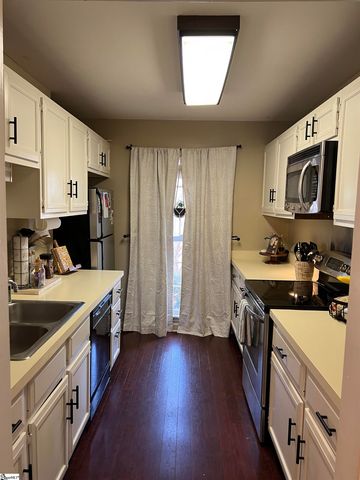 126 Avant Street, Spartanburg, SC 29302