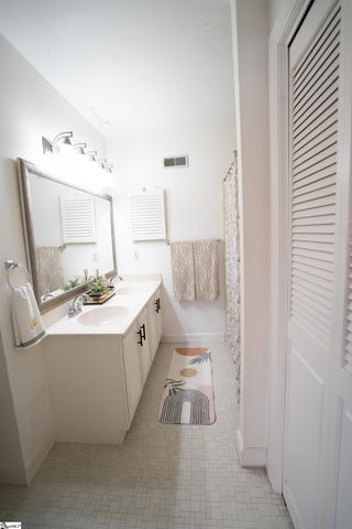 126 Avant Street, Spartanburg, SC 29302