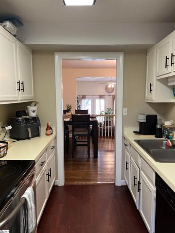 126 Avant Street, Spartanburg, SC 29302