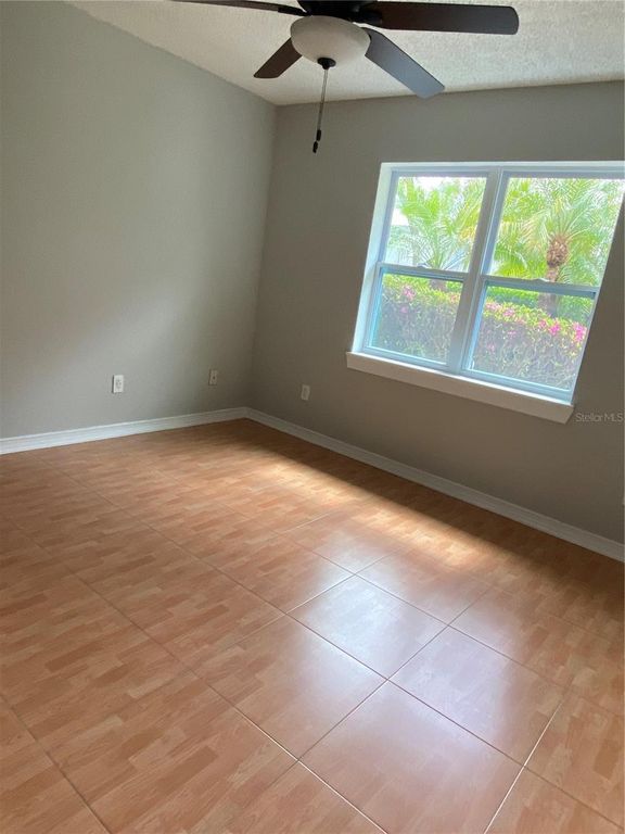 Image 26 of property listing at 1310 RIDGE ROAD, Longwood, FL 32750