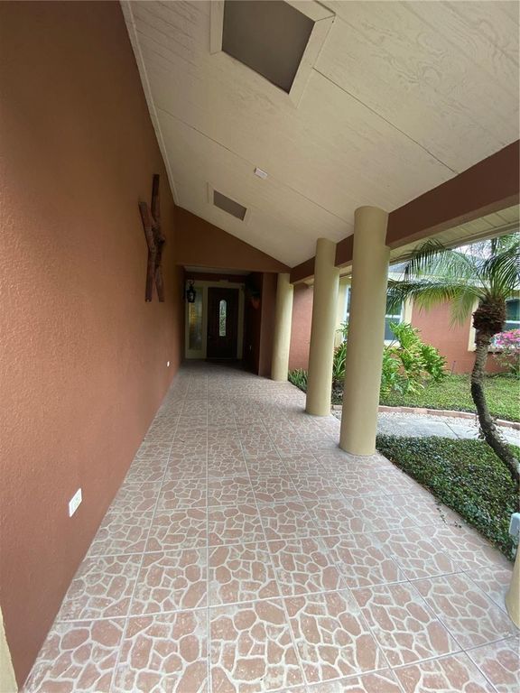 Image 39 of property listing at 1310 RIDGE ROAD, Longwood, FL 32750