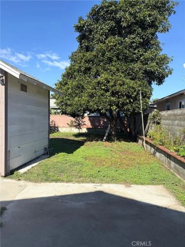 4323 W 105th Street, Inglewood, CA 90304