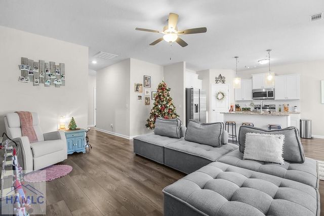 283 Joann Lewis Lane, Hinesville, GA 31313