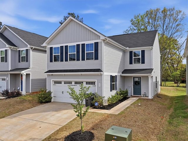 11 Davis Grove Lane, Powdersville, SC 29673