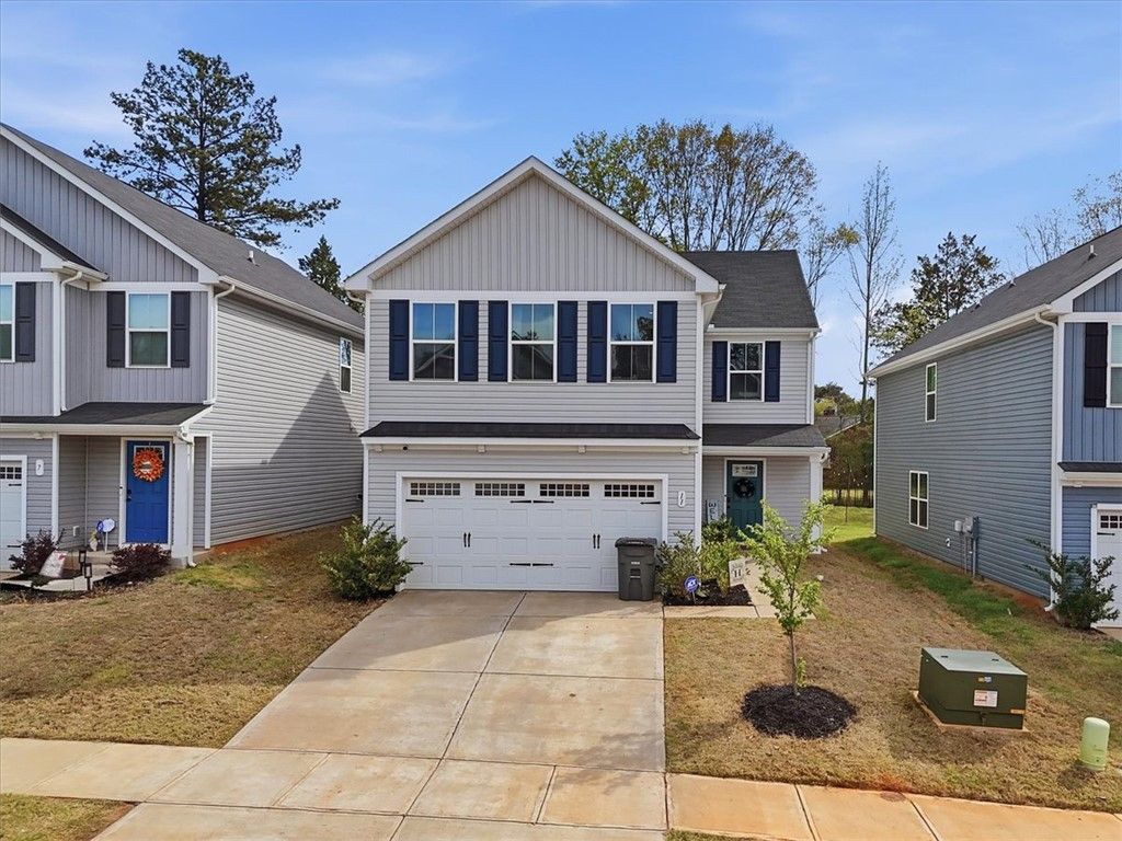 11 Davis Grove Lane, Powdersville, SC 29673