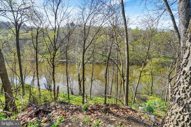 1150 CONEWAGO AVE, Manchester, PA 17345