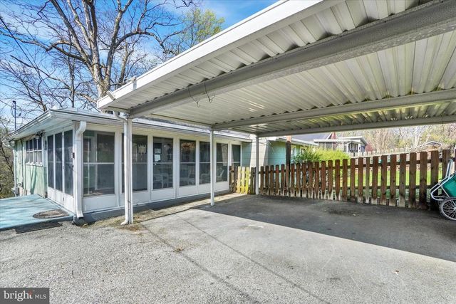1150 CONEWAGO AVE, Manchester, PA 17345
