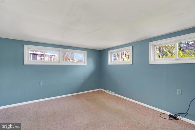 1150 CONEWAGO AVE, Manchester, PA 17345