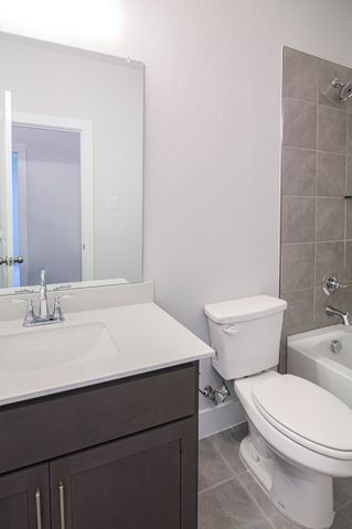 917 Hawthorn Lane, Mansfield, TX 76063