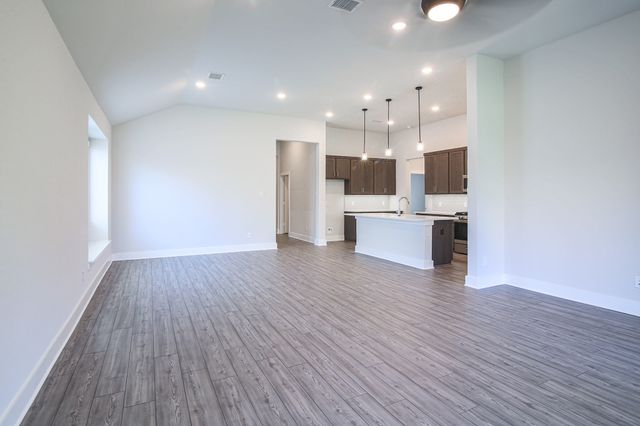 917 Hawthorn Lane, Mansfield, TX 76063