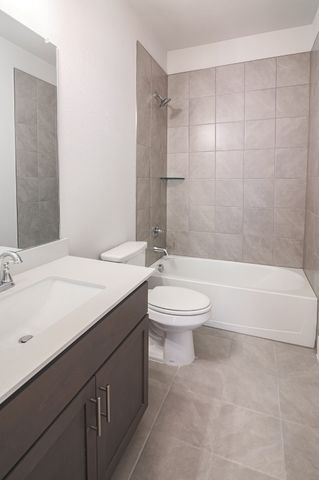 917 Hawthorn Lane, Mansfield, TX 76063