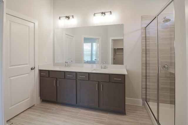 917 Hawthorn Lane, Mansfield, TX 76063