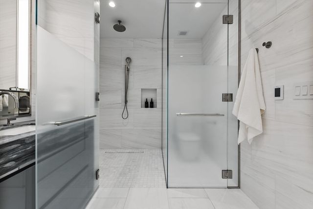 682 Atlantic Ave 48H, Boston, MA 02111