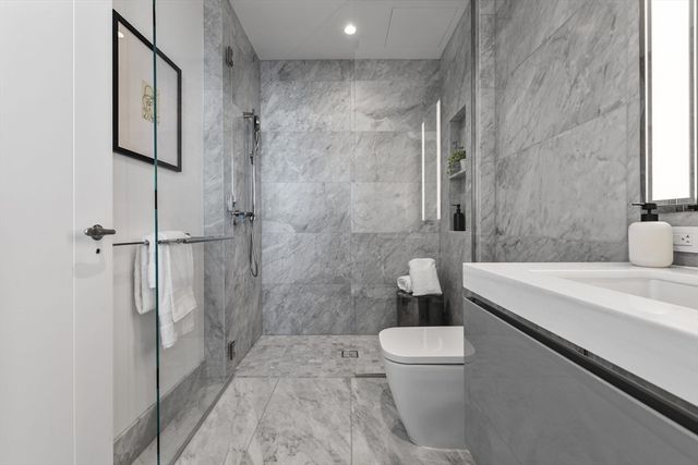 682 Atlantic Ave 48H, Boston, MA 02111