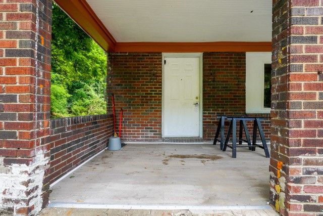 8610 Pershing, Penn Hills, PA 15235