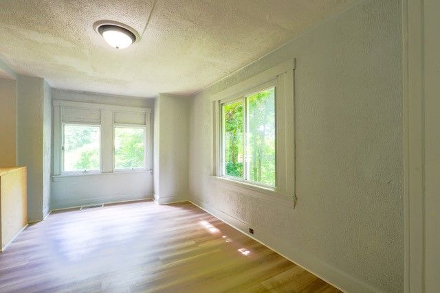 8610 Pershing, Penn Hills, PA 15235