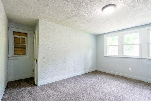 8610 Pershing, Penn Hills, PA 15235