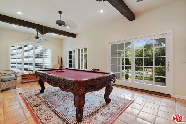 14285 Valley Vista Boulevard, Sherman Oaks, CA 91423