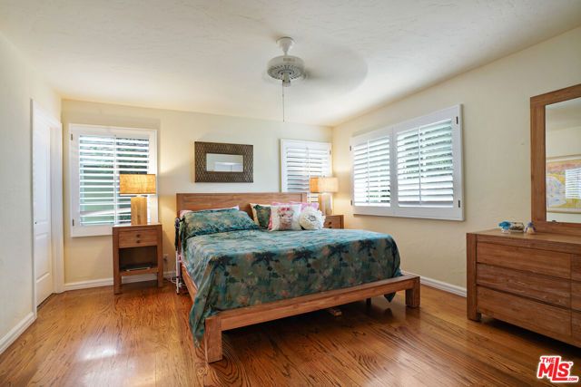 14285 Valley Vista Boulevard, Sherman Oaks, CA 91423