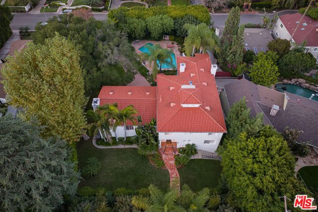 14285 Valley Vista Boulevard, Sherman Oaks, CA 91423