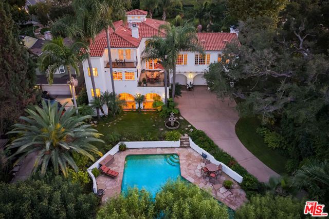 14285 Valley Vista Boulevard, Sherman Oaks, CA 91423