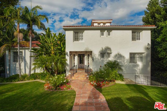 14285 Valley Vista Boulevard, Sherman Oaks, CA 91423