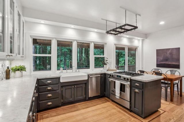 13872 Silver Sky Way, Woodside, CA 94062