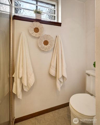 16008 10th Avenue NE, Shoreline, WA 98155