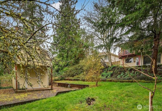 16008 10th Avenue NE, Shoreline, WA 98155