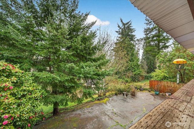 16008 10th Avenue NE, Shoreline, WA 98155