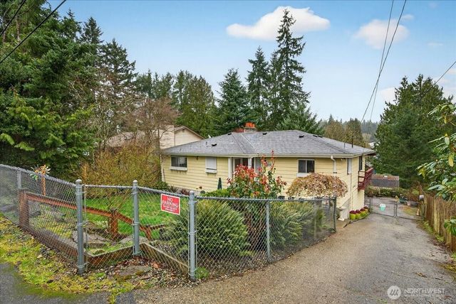 16008 10th Avenue NE, Shoreline, WA 98155