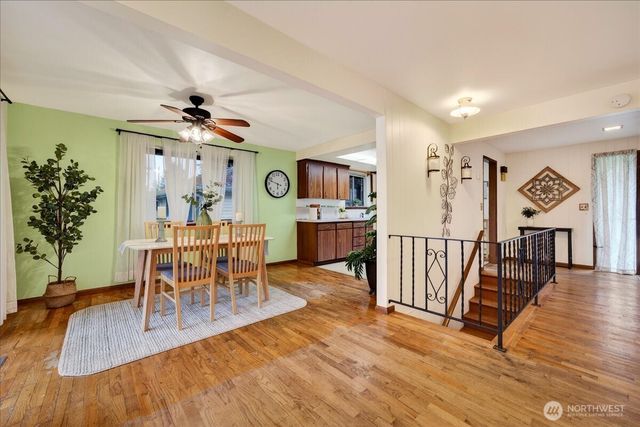 16008 10th Avenue NE, Shoreline, WA 98155