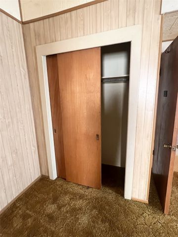 310 Hughes Street, Quanah, TX 79252